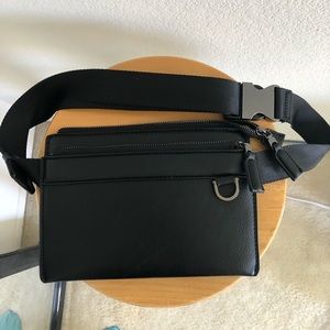Men’s leather belt bag ZARA
